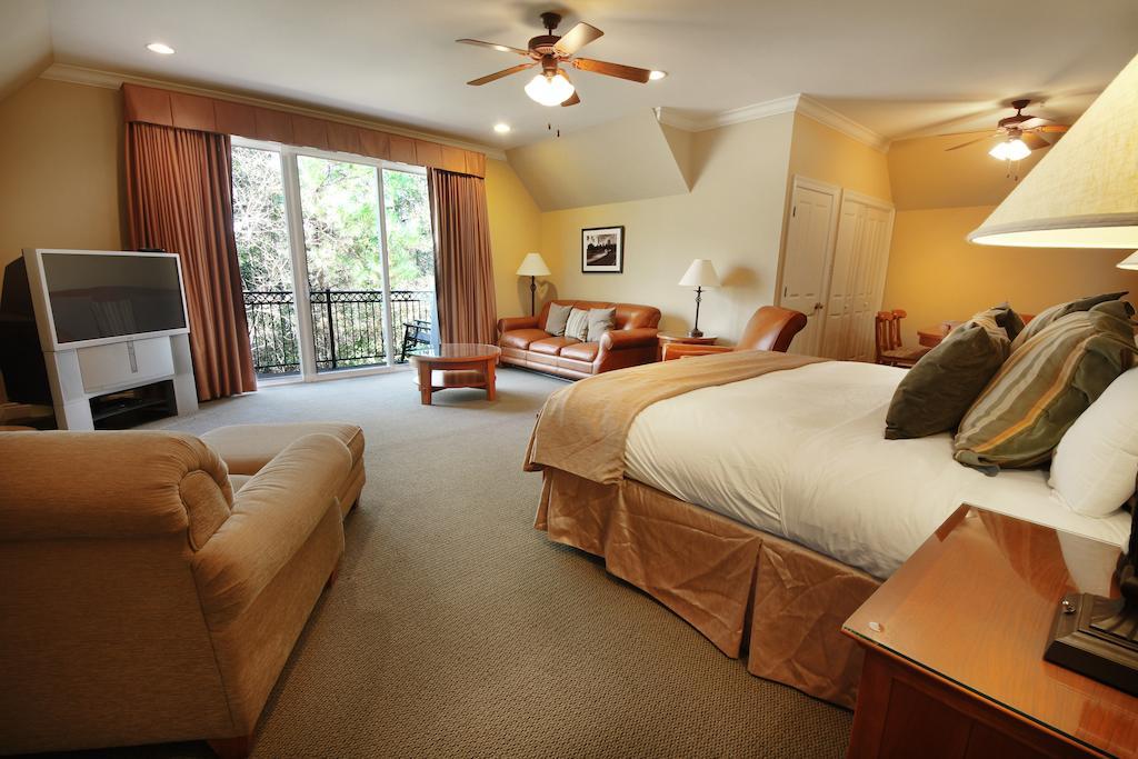 The Villas At Carter Plantation Springfield Exterior photo